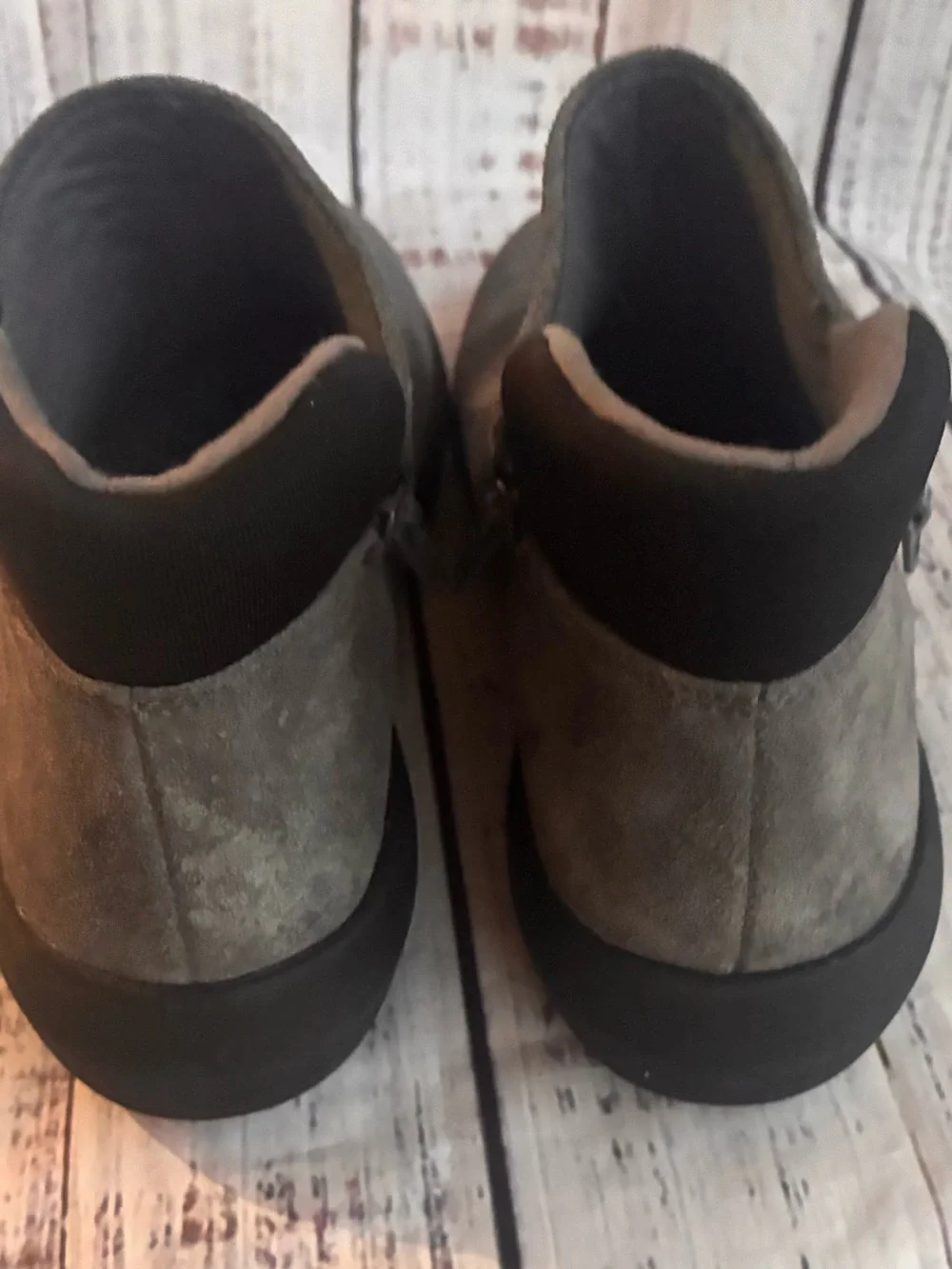 Clarks Women's Kayleigh Mid Ankle Boots Size 7.5